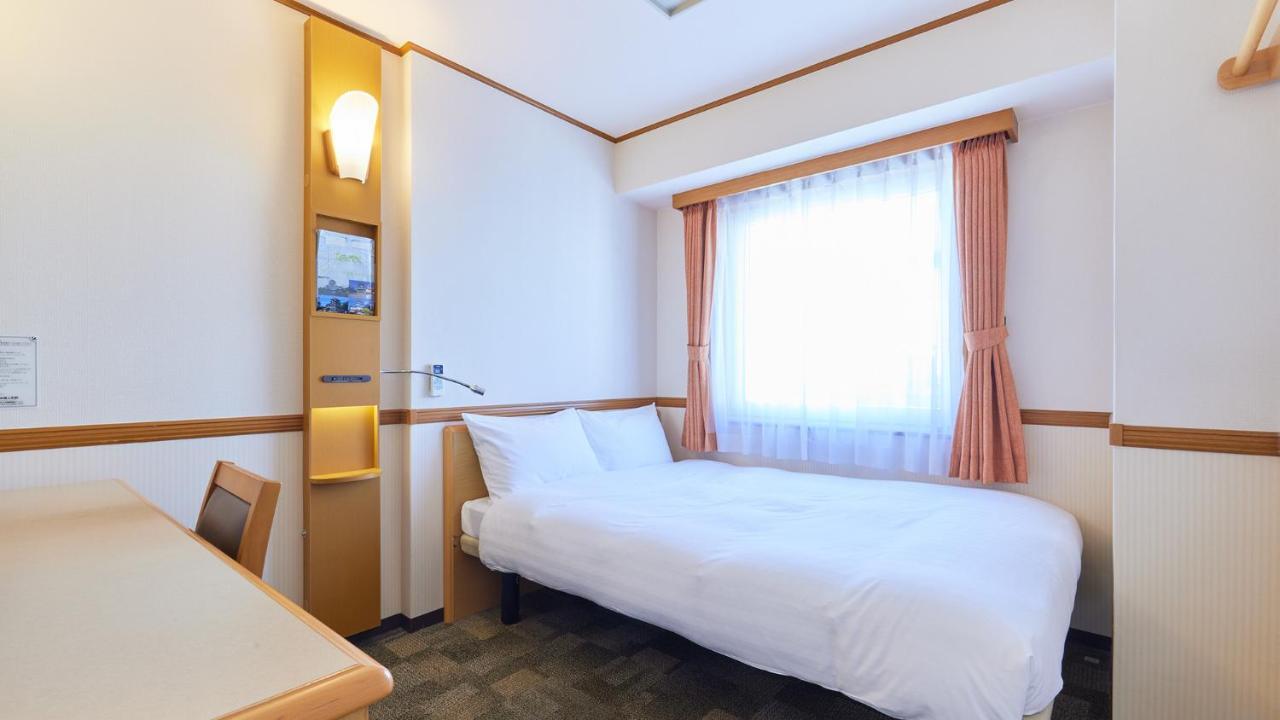 Toyoko Inn Saitama Iwatsuki Ekimae Exterior foto