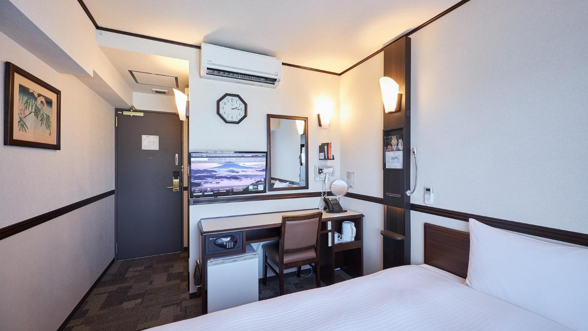 Toyoko Inn Saitama Iwatsuki Ekimae Exterior foto